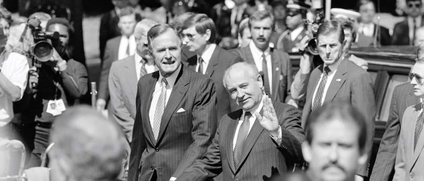 Soviet Union-United States summit arrival ceremony with President H.W. Bush and Mikhail Gorbachev, 31 May 1990, Library of Congress